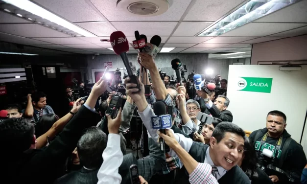 Denuncian que guía elaborada por la Fiscalía de Ecuador para periodistas atenta contra la libertad de expresión