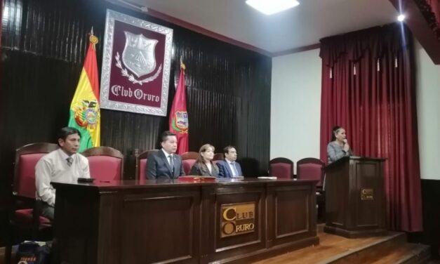 Asociación de Periodistas de Oruro celebra 97 años de vida en defensa de la libertad de prensa