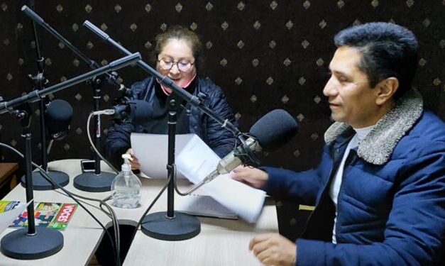 Asociación de periodista y UMSA acuerdan impulsar programa radial