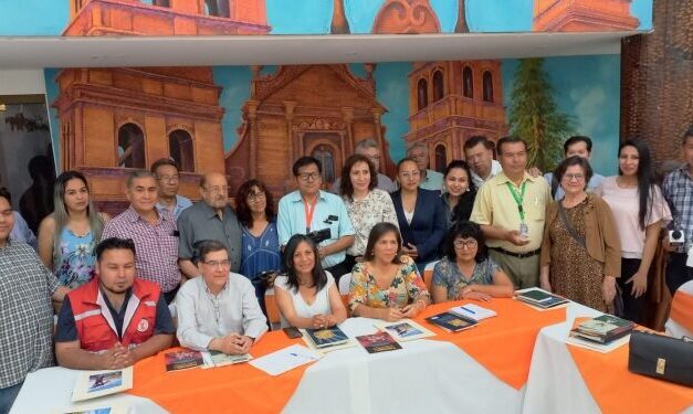 Políticos son la principal fuente de ataques a reputación de periodistas